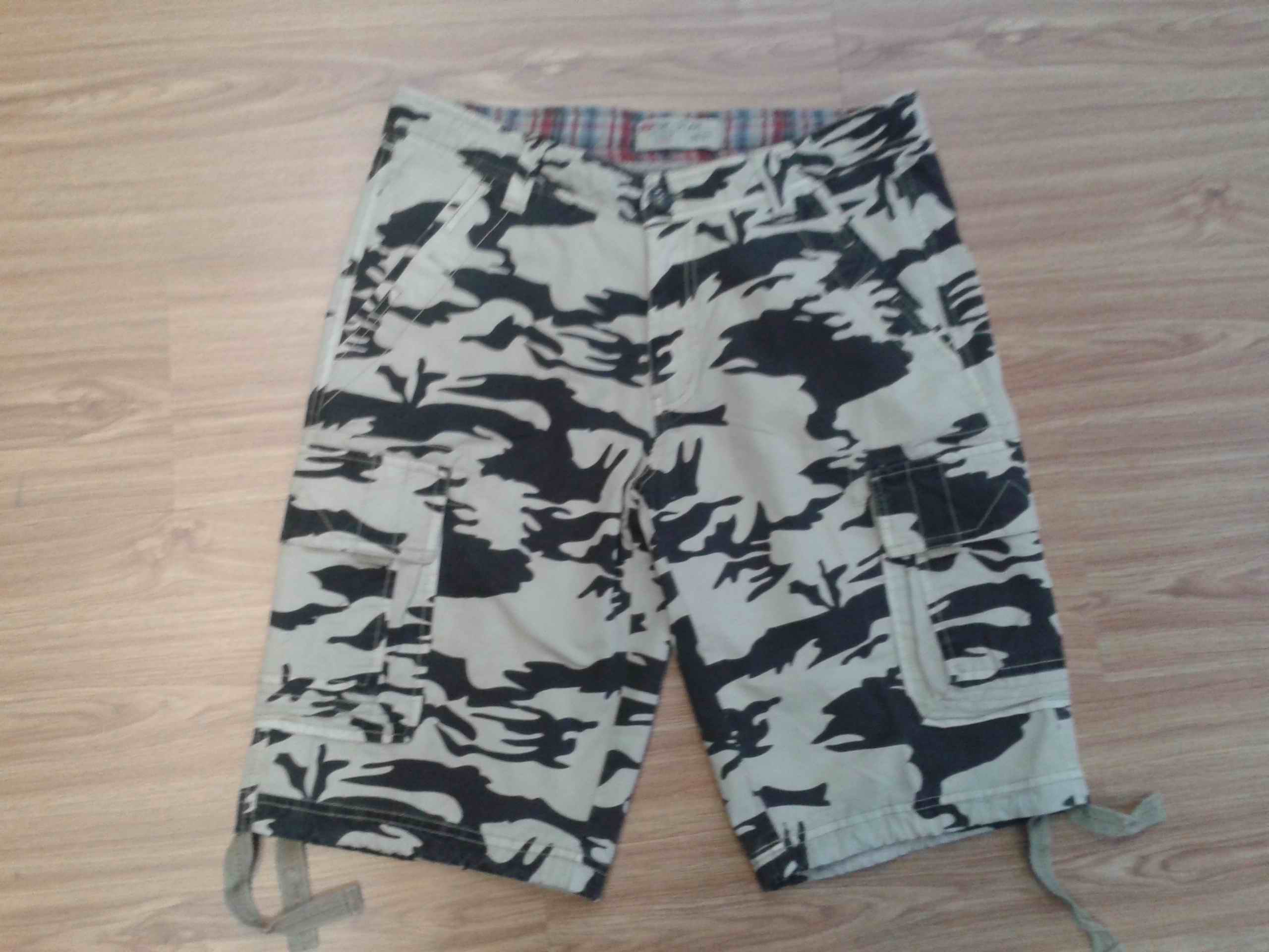 man short C15-136